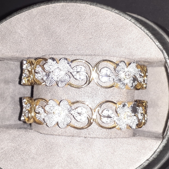Jewels Galaxy Floral Design Gold Plated American Diamond Indian Bangle - Picture 6 of 11